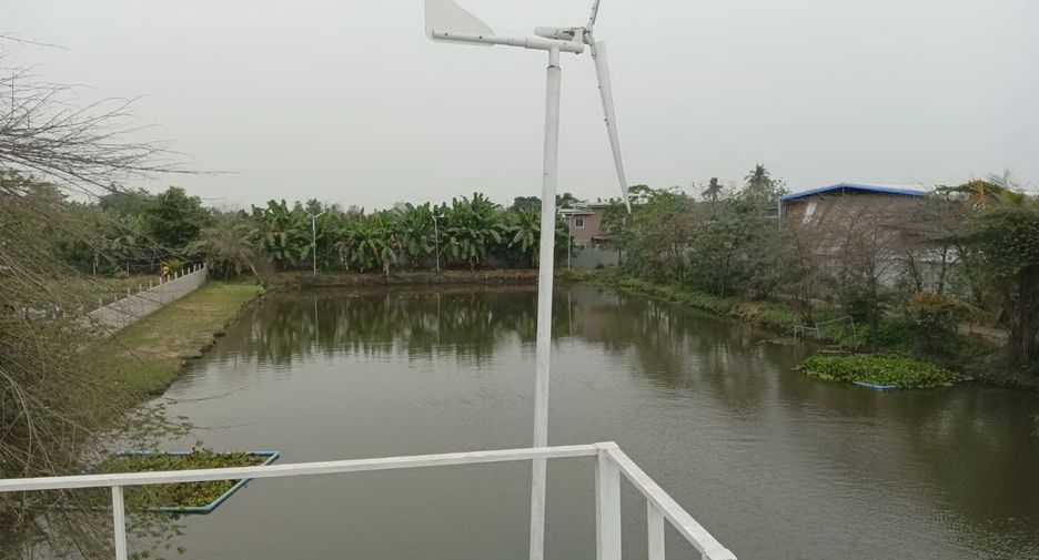 For sale 5 bedrooms house in Mueang Nakhon Sawan, Nakhon Sawan