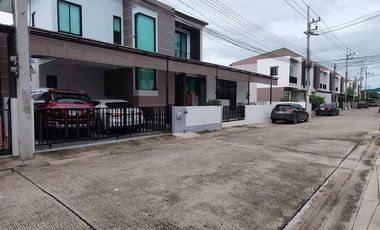 For sale 5 ベッドルーム house in Mueang Samut Sakhon, Samut Sakhon