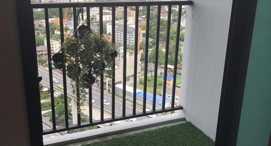 For sale 1 bed condo in Bang Kapi, Bangkok