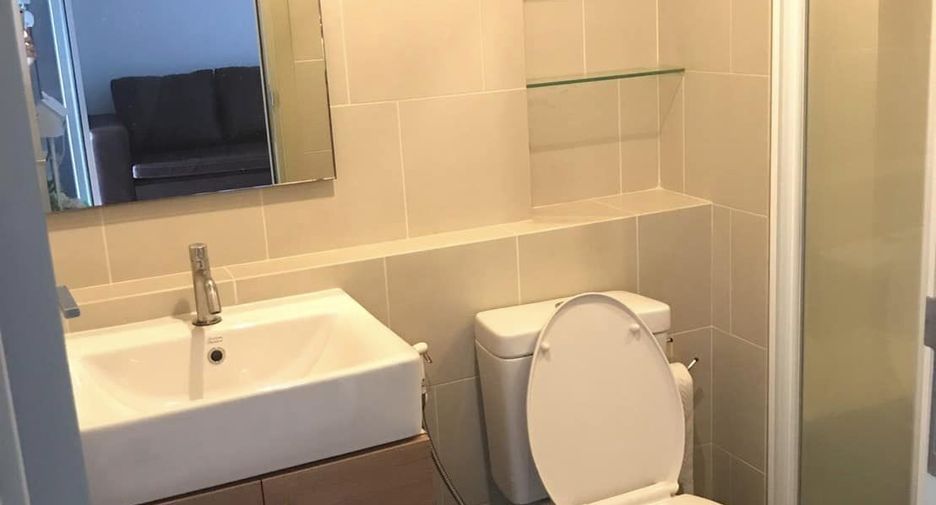 For sale 1 bed condo in Bang Kapi, Bangkok