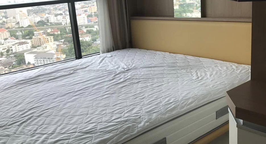 For sale 1 bed condo in Bang Kapi, Bangkok