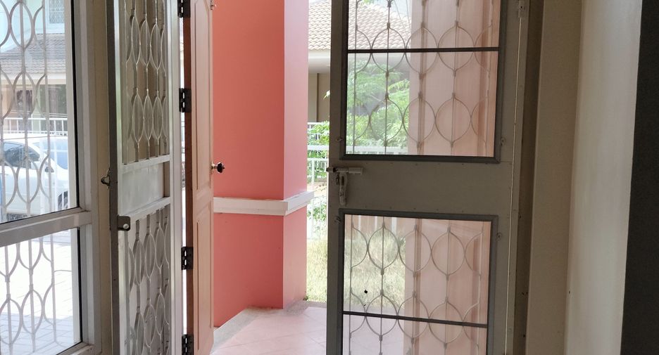 À louer 4 chambres maison à Mueang Khon Kaen, Khon Kaen
