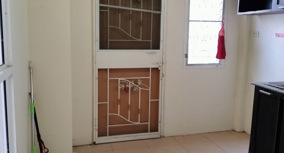 À louer 4 chambres maison à Mueang Khon Kaen, Khon Kaen