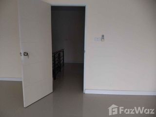 For sale 2 bedrooms townhouse in Mueang Nakhon Ratchasima, Nakhon Ratchasima