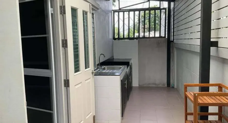 Аренда 3 спальни дом в Mueang Nonthaburi, Нонтабури