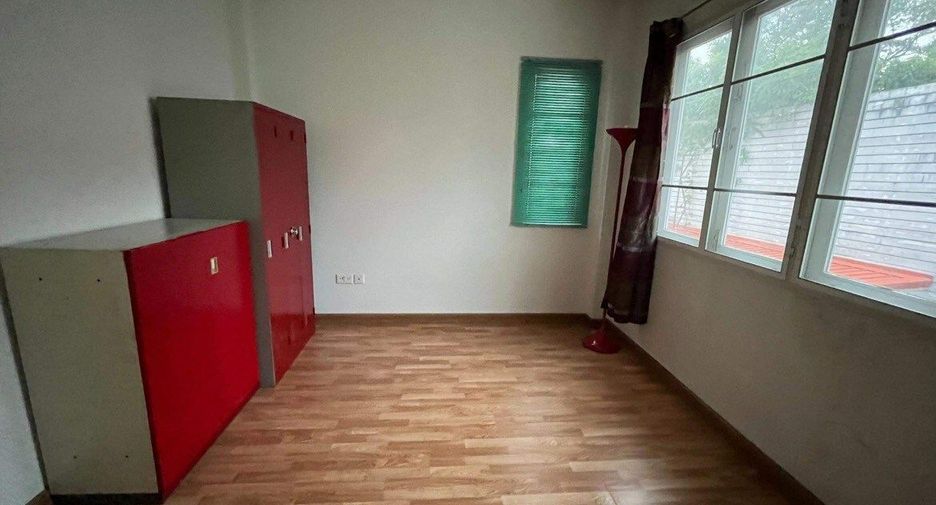 For rent 4 bedrooms house in Bang Kruai, Nonthaburi