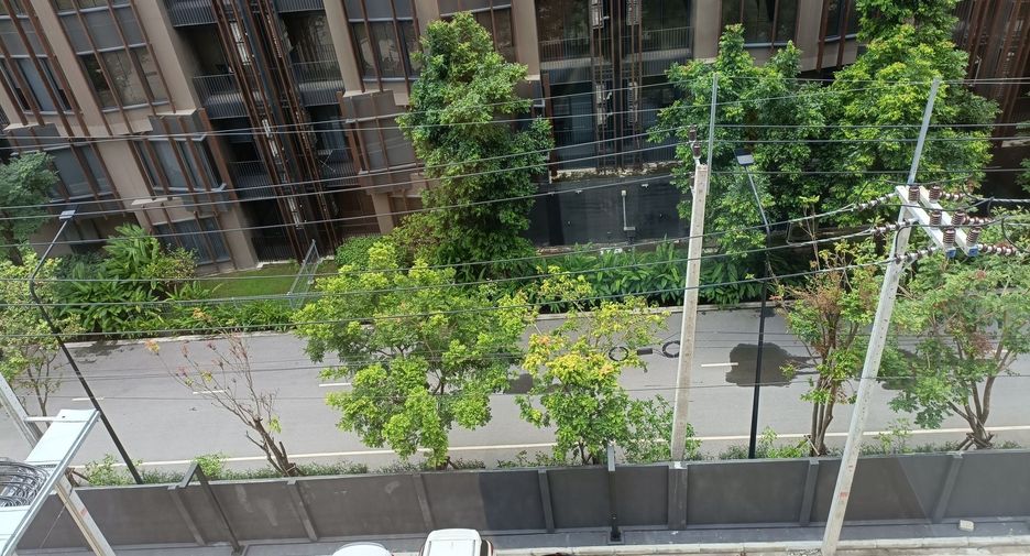 For rent 1 bed condo in Khlong Luang, Pathum Thani
