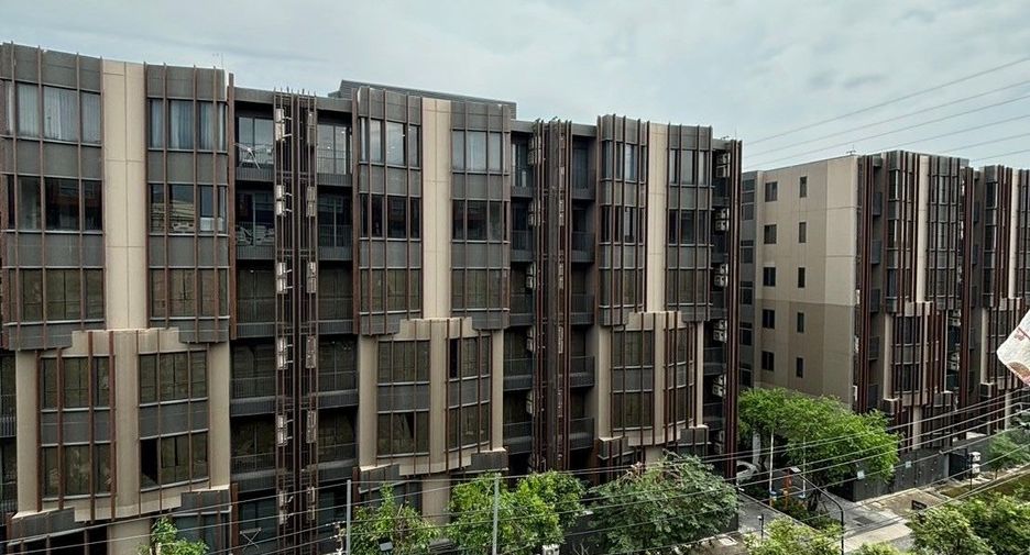 For rent 1 bed condo in Khlong Luang, Pathum Thani