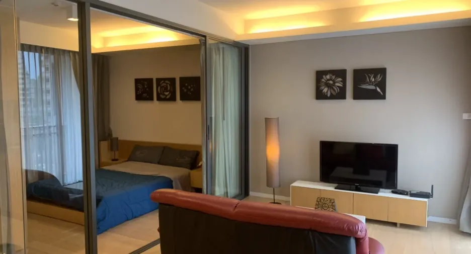 For sale 1 bed condo in Watthana, Bangkok
