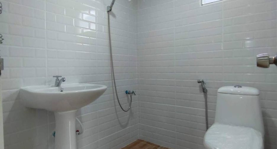 For sale 3 bedrooms townhouse in Lam Luk Ka, Pathum Thani