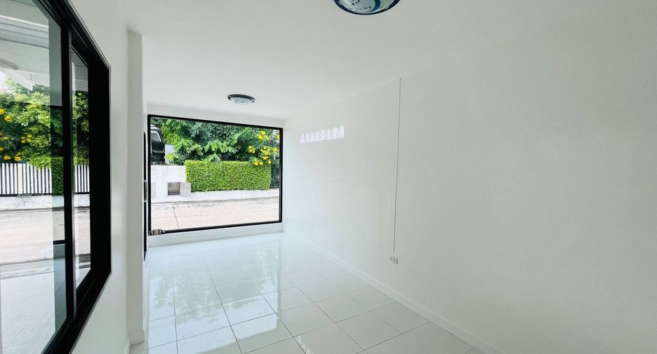 For sale 2 bedrooms house in Mueang Chon Buri, Chonburi