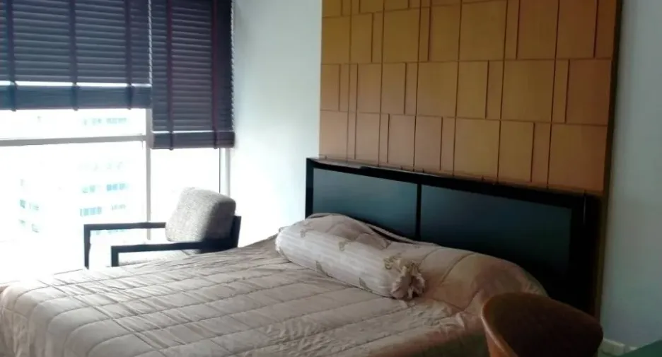 For sale and for rent 1 bed condo in Watthana, Bangkok