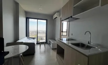 For sale 1 bed condo in Bang Phli, Samut Prakan