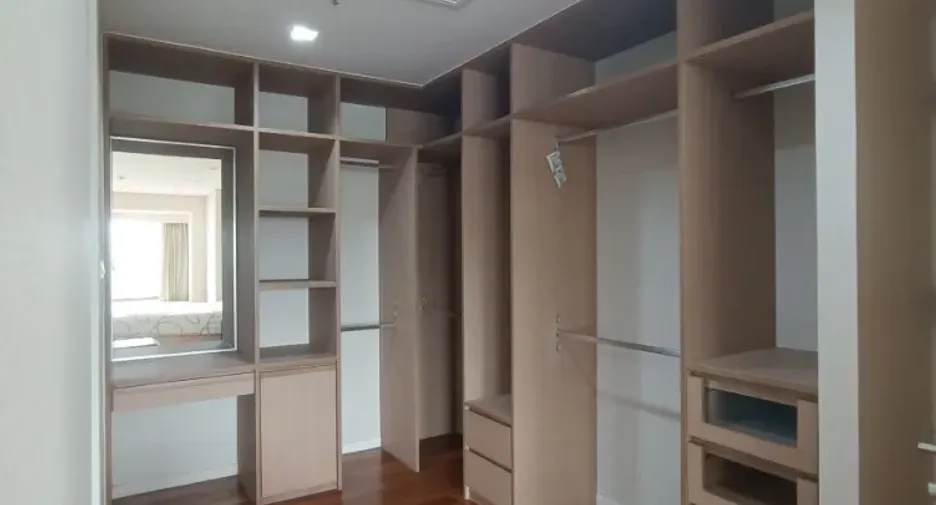 Condo en venta de 2 habitaciones en Sathon, Bangkok