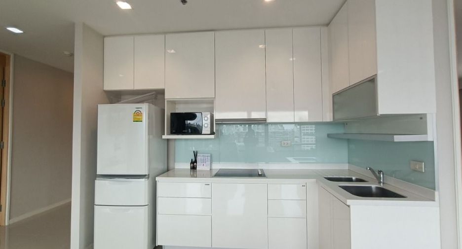 Condo en venta de 2 habitaciones en Sathon, Bangkok