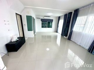 出租 3 卧室 联排别墅 在 Khlong Luang, Pathum Thani