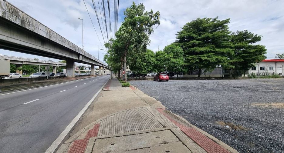For sale land in Bang Phlat, Bangkok
