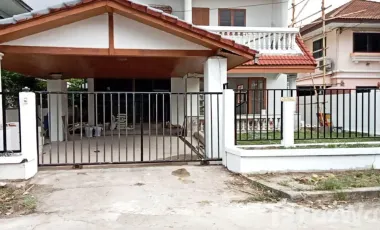 For sale 4 bedrooms house in Thanyaburi, Pathum Thani