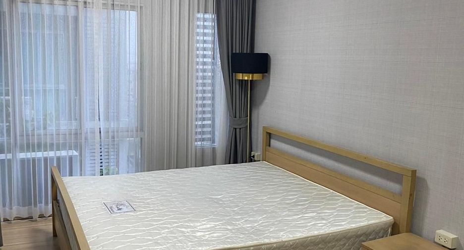 For sale 2 bedrooms condo in Huai Khwang, Bangkok