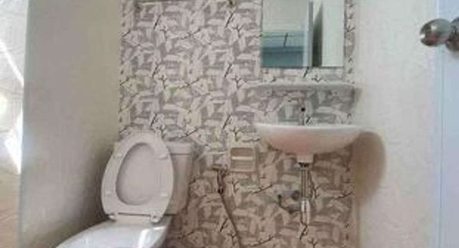 For sale and for rent studio condo in Khlong Luang, Pathum Thani