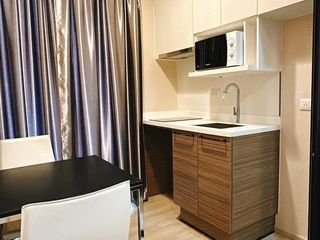 出售 1 卧室 公寓 在 Huai Khwang, 曼谷