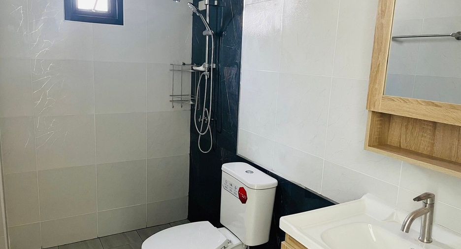 Casa en venta de 3 habitaciones en Phan Thong, Chonburi