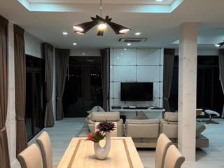 For rent 4 bedrooms house in Mueang Pathum Thani, Pathum Thani