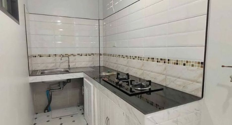 For sale 2 ベッドルーム townhouse in Bang Klam, Songkhla