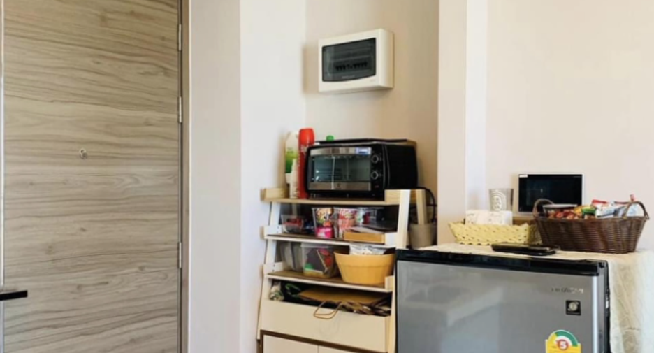 For sale 1 bed condo in Huai Khwang, Bangkok
