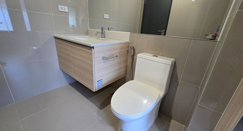 For sale 1 bed condo in Pathum Wan, Bangkok
