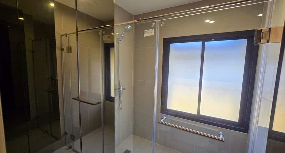 For sale 1 bed condo in Pathum Wan, Bangkok