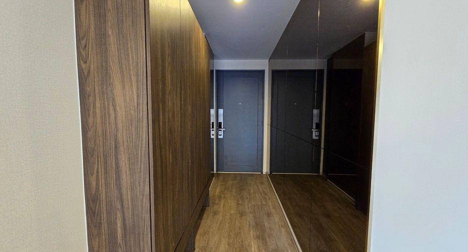 For sale 1 bed condo in Pathum Wan, Bangkok