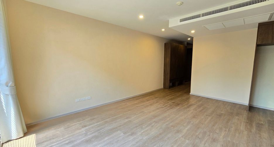 For sale 1 bed condo in Pathum Wan, Bangkok