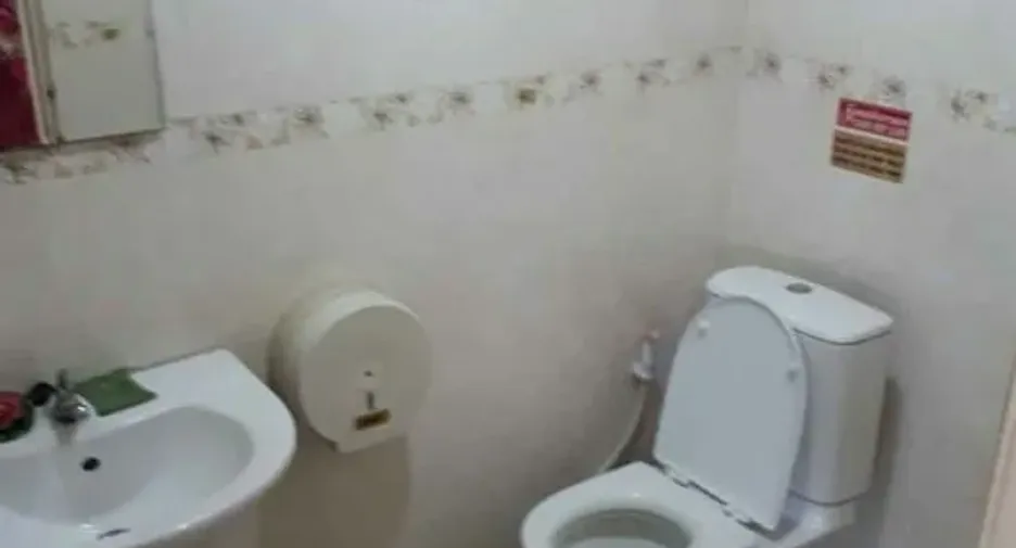 Продажа 2 спальни таунхаус в Chaloem Phra Kiat, Saraburi