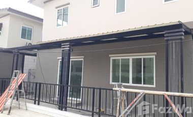 For sale 2 bedrooms townhouse in Sam Phran, Nakhon Pathom