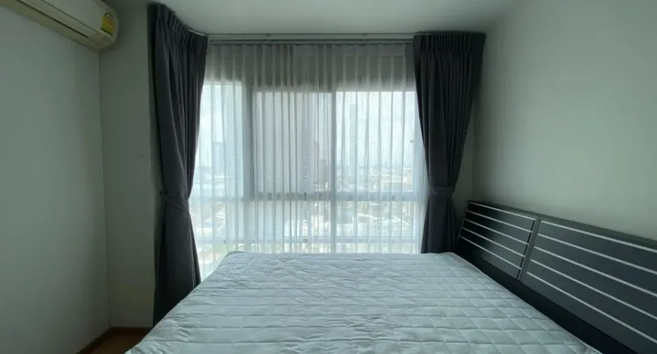 For sale 1 bed condo in Watthana, Bangkok