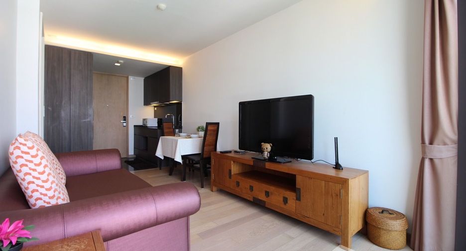 For rent and for sale 1 bed condo in Watthana, Bangkok