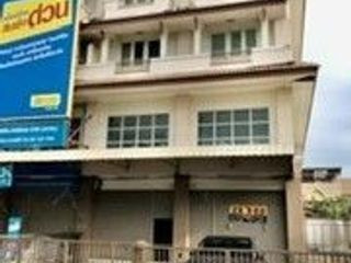 À vendre 4 chambres local commercial à Bang Kruai, Nonthaburi