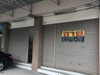 À vendre 4 chambres local commercial à Bang Kruai, Nonthaburi