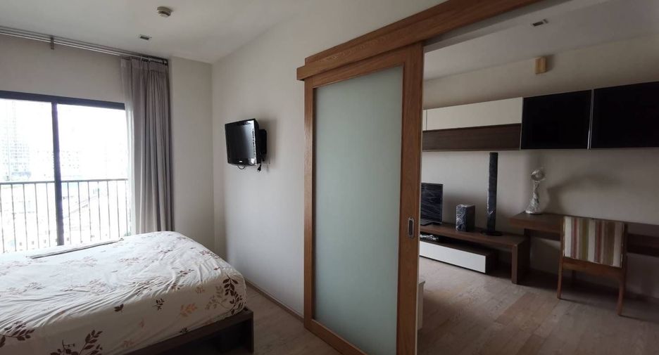 For sale 1 bed condo in Khlong Toei, Bangkok