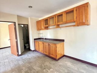 Condo en venta de 2 habitaciones en Bang Kapi, Bangkok