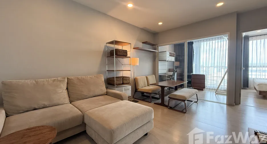 For sale 1 bed condo in Phra Khanong, Bangkok