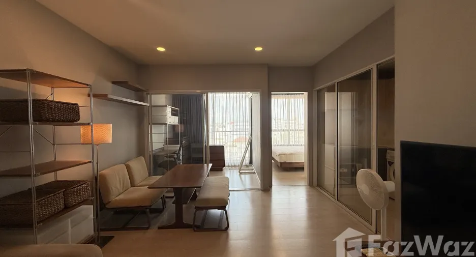 For sale 1 bed condo in Phra Khanong, Bangkok