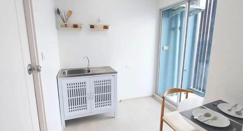 For sale 1 bed condo in Bang Kapi, Bangkok