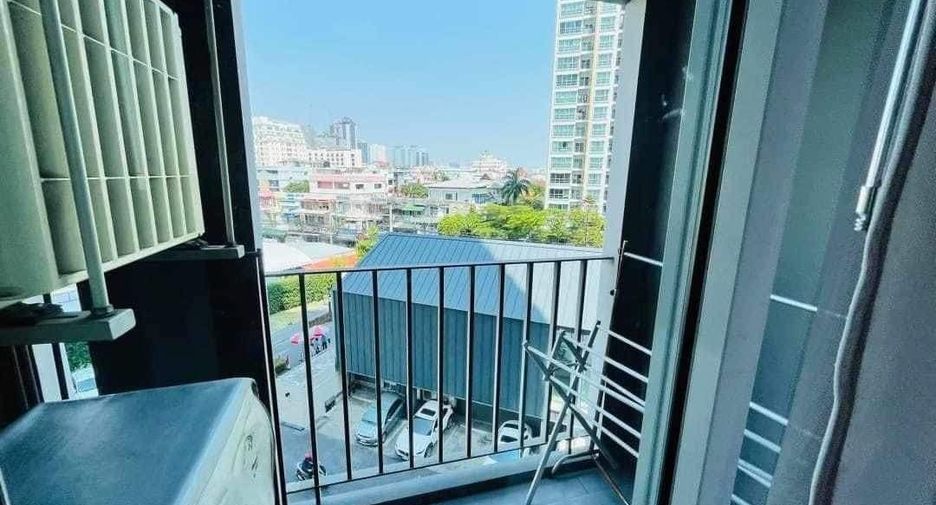 For sale 1 bed condo in Huai Khwang, Bangkok