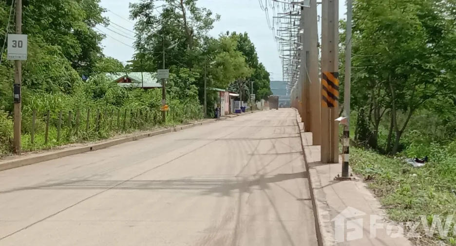 For sale land in Si Maha Phot, Prachin Buri
