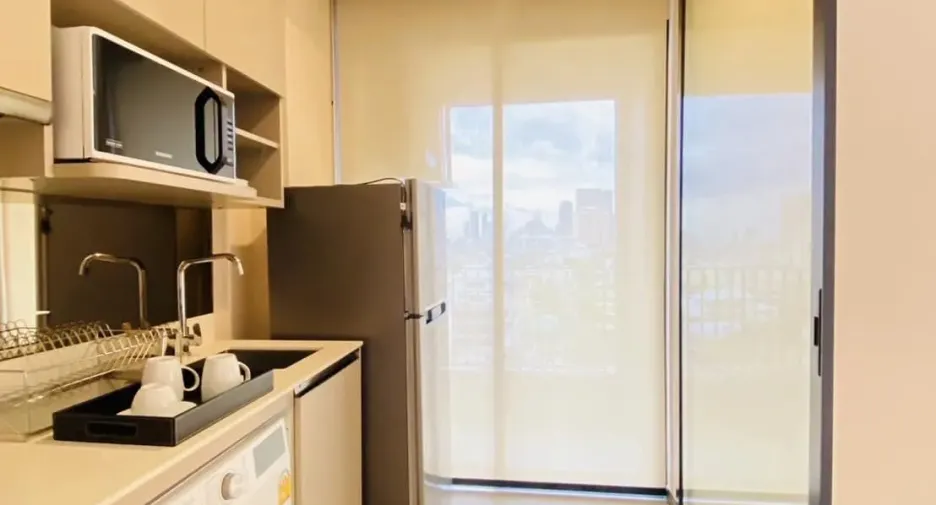 À vendre 1 chambre condo à Khlong Toei, Bangkok