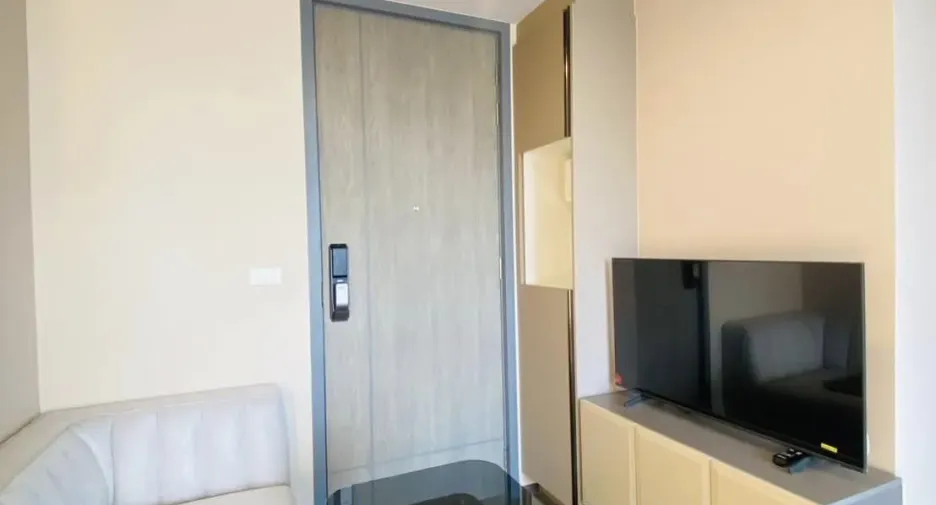 À vendre 1 chambre condo à Khlong Toei, Bangkok