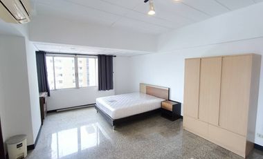 For rent studio condo in Mueang Nonthaburi, Nonthaburi
