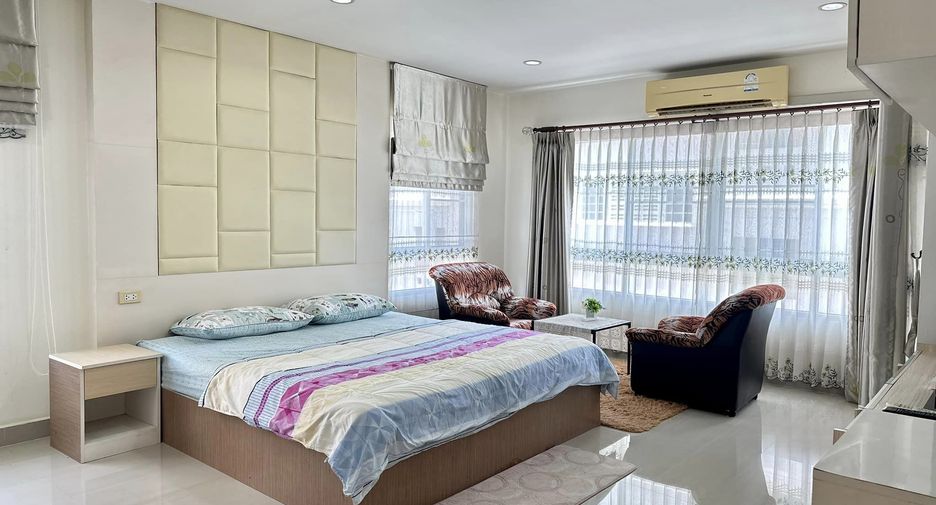 For sale studio condo in Mueang Chon Buri, Chonburi